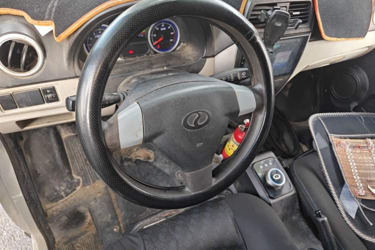 Used Ruichi EC35 2021 EC35 II Standard Edition 38.7 kWh Steering Wheel