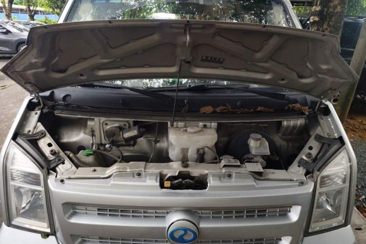 Used Ruichi EC35 2021 EC35 II Creative Edition 36.288 kWh Engine Bay