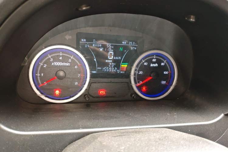 Used Ruichi EC35 2021 EC35 II Creative Edition 36.288 kWh Odometer Close Up