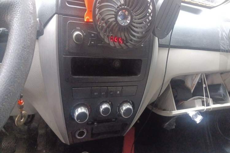 Used Ruichi EC35 2021 EC35 II Standard Edition 38.64 kWh Audio And AC Panel