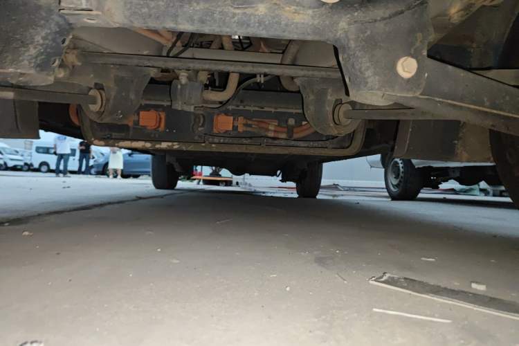 Used Ruichi EC35 2021 EC35 II Standard Edition 38.64 kWh Chassis Front