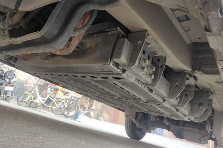 Used Ruichi EC35 2021 EC35 II Standard Edition 38.64 kWh Chassis Front Left