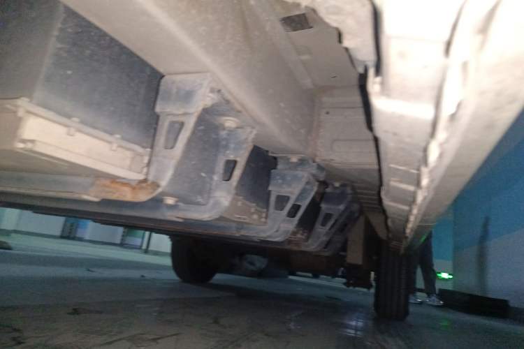 Used Ruichi EC35 2021 EC35 II Standard Edition 38.7 kWh Chassis Front Left