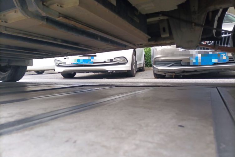 Used Ruichi EC35 2021 EC35 II Standard Edition 38.7 kWh Chassis Rear Left