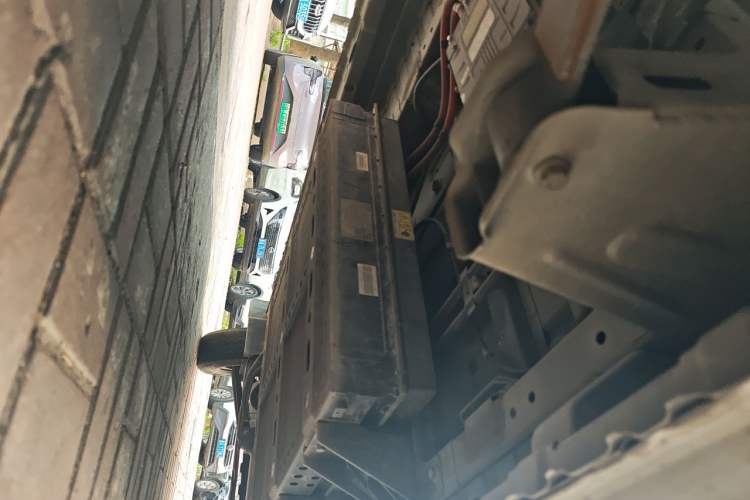 Used Ruichi EC35 2021 EC35 II Creative Edition 36.288 kWh Chassis Rear Right