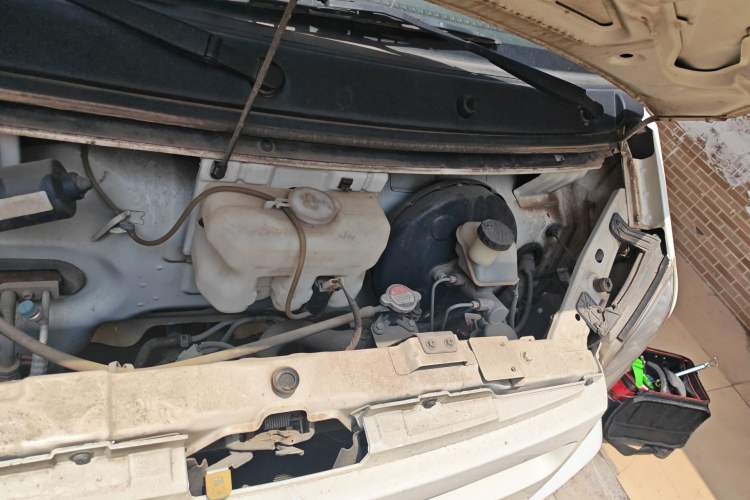 Used Ruichi EC35 2021 EC35 II Standard Edition 38.64 kWh Engine Bay Left
