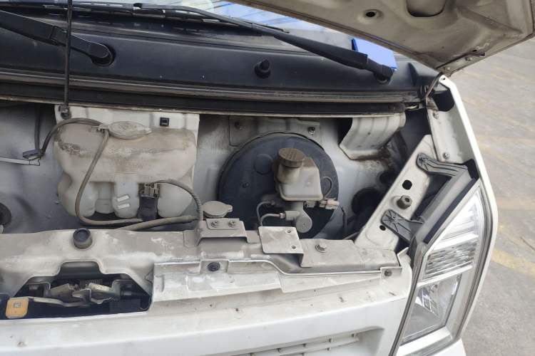 Used Ruichi EC35 2021 EC35 II Standard Edition 38.64 kWh Engine Bay Left