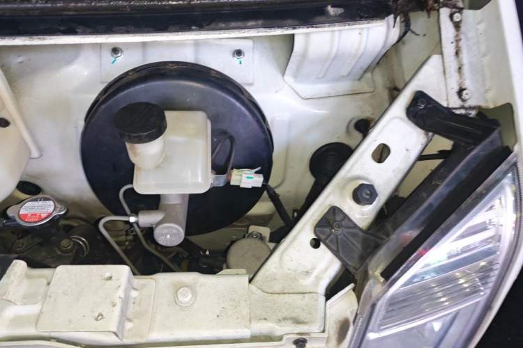 Used Ruichi EC35 2021 EC35 II Standard Edition 38.7 kWh Engine Bay Left