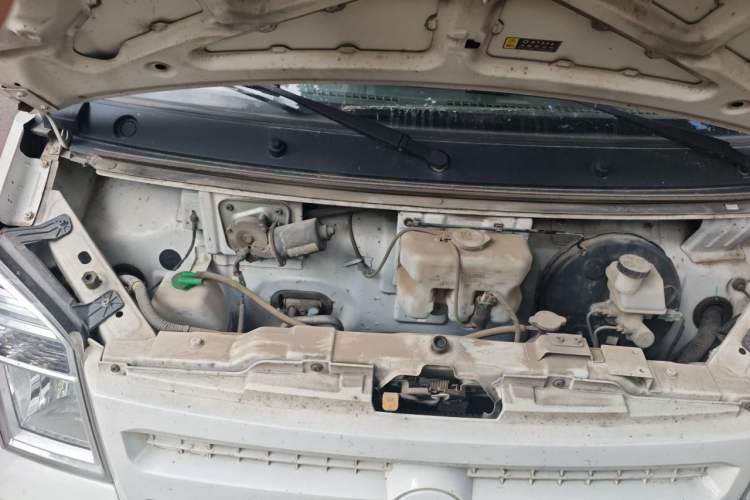 Used Ruichi EC35 2021 EC35 II Standard Edition 38.64 kWh Engine Bay