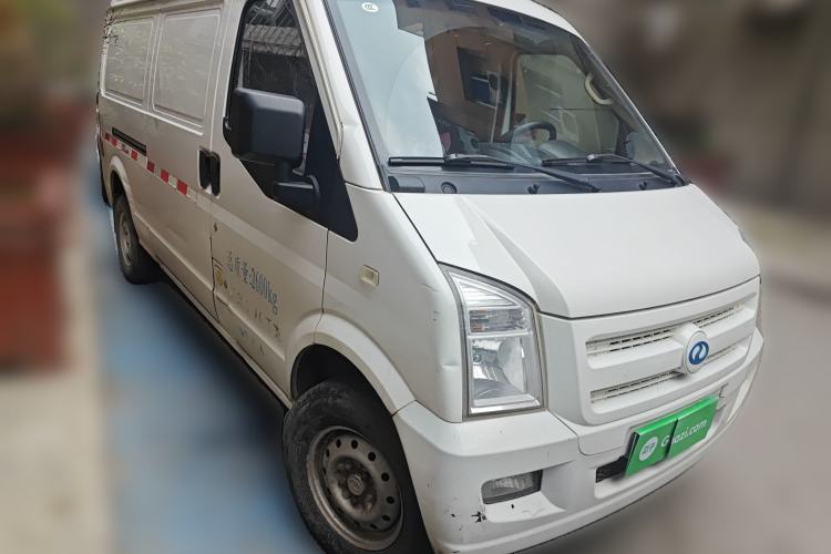 Used Ruichi EC35 2021 EC35 II Standard Edition 38.64 kWh Front Right 45 Deg