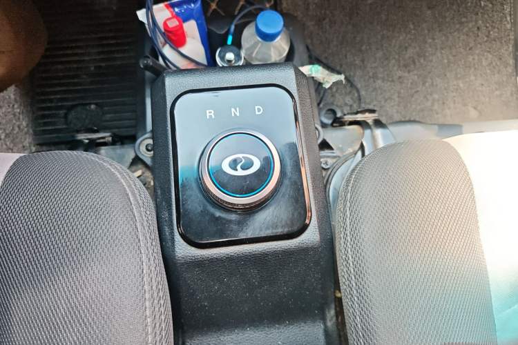 Used Ruichi EC35 2021 EC35 II Standard Edition 38.7 kWh Gear Lever