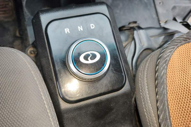 Used Ruichi EC35 2021 EC35 II Standard Edition 38.7 kWh Gear Lever