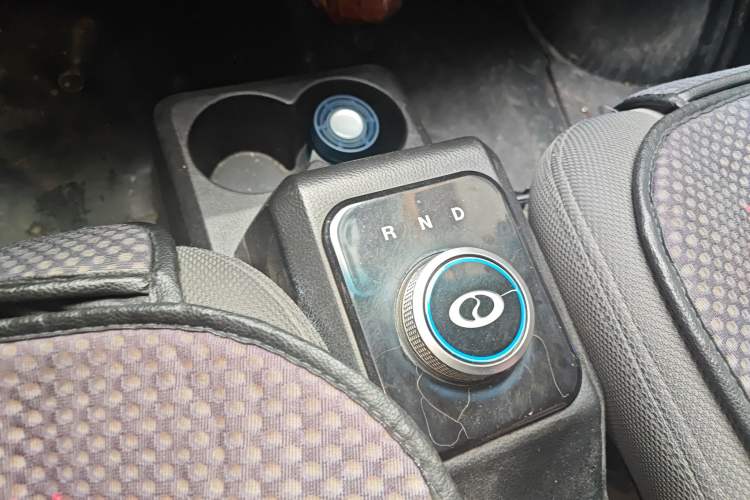 Used Ruichi EC35 2021 EC35 II Standard Edition 38.64 kWh Gear Lever