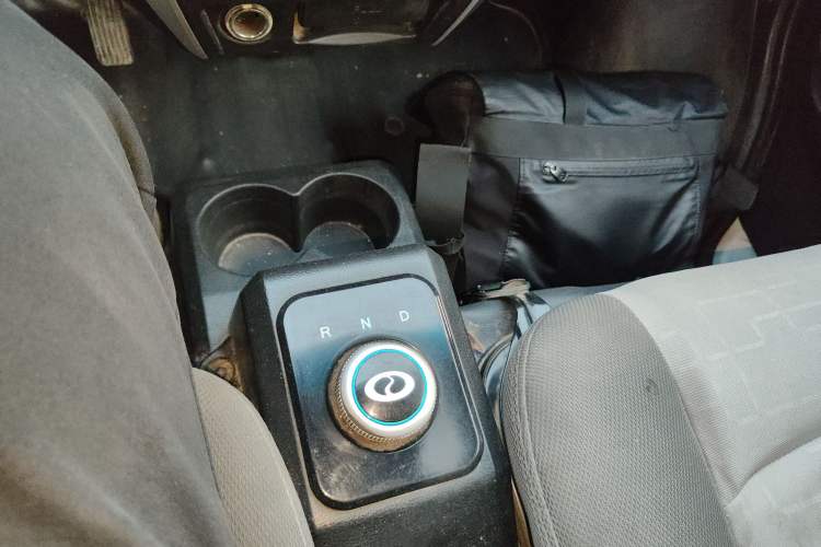 Used Ruichi EC35 2021 EC35 III Long-Range Version 41.86 kWh Gear Lever