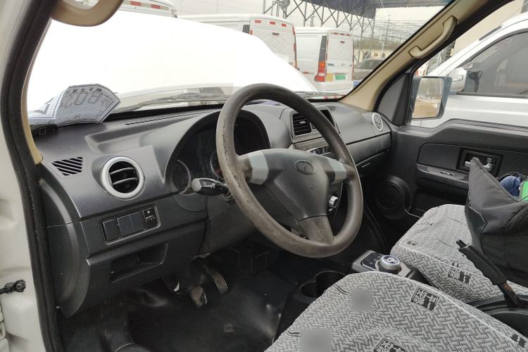 Used Ruichi EC35 2021 EC35 III Long-Range Version 41.86 kWh Interior 2