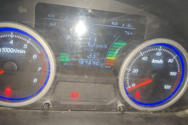 Used Ruichi EC35 2021 EC35 II Custom Edition 31.25 kWh Odometer Close Up