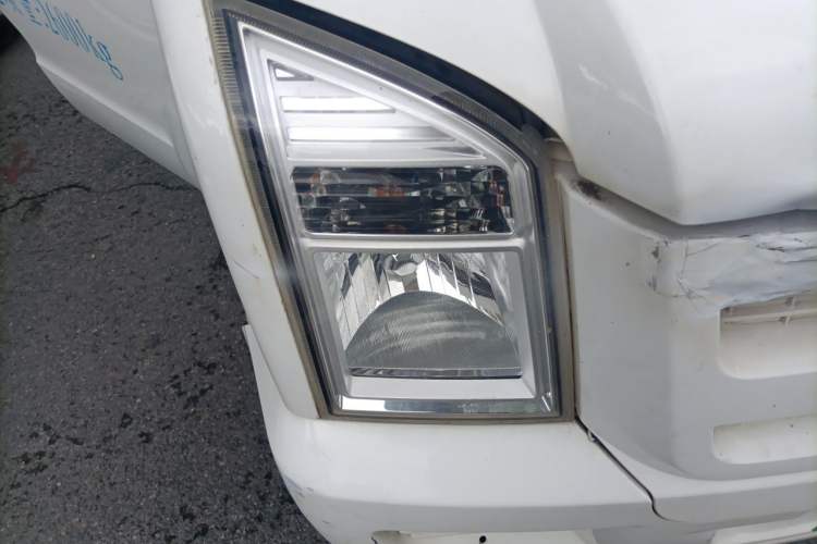 Used Ruichi EC35 2021 EC35 II Standard Edition 38.7 kWh Right Front Headlight