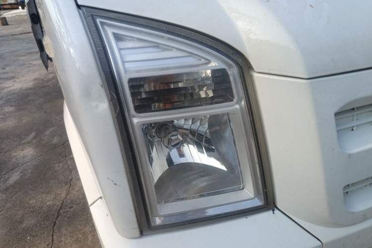 Used Ruichi EC35 2021 EC35 II Creative Edition 36.288 kWh Right Front Headlight