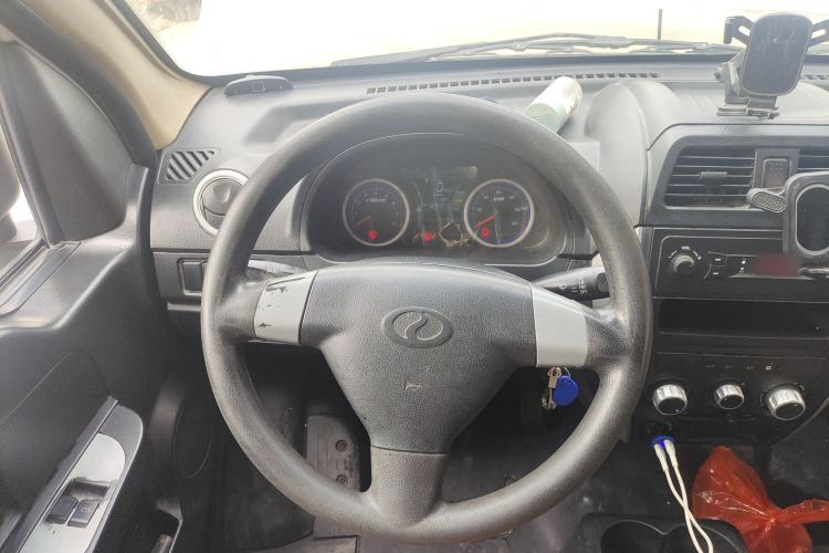 Used Ruichi EC35 2021 EC35 II Standard Edition 38.64 kWh Steering Wheel