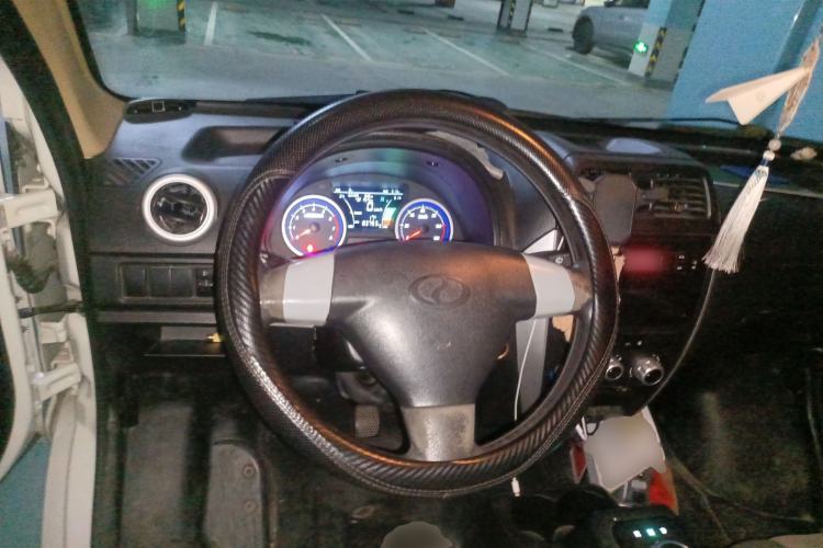 Used Ruichi EC35 2021 EC35 II Standard Edition 38.7 kWh Steering Wheel