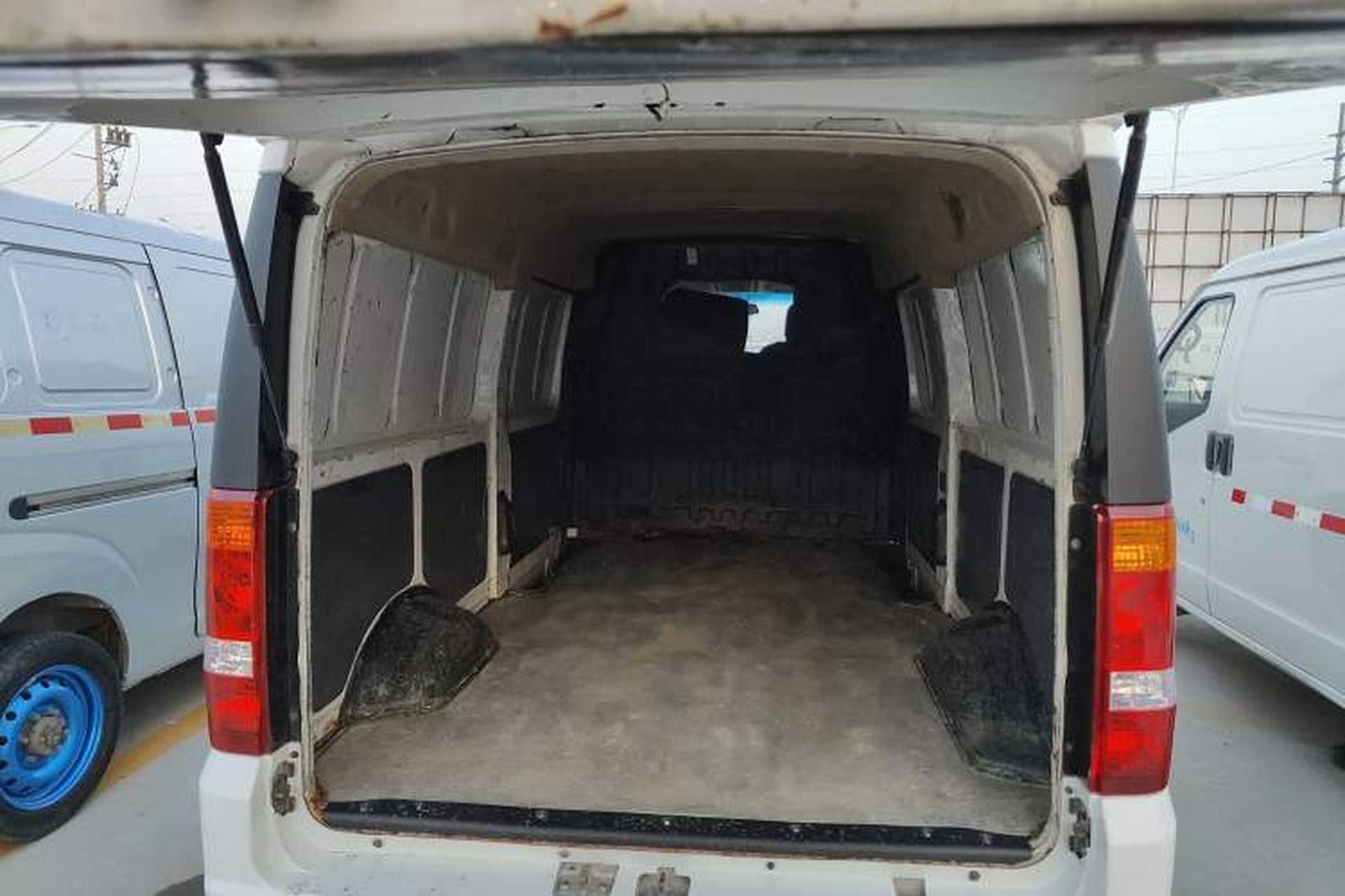 Used Ruichi EC35 2021 EC35 III Long-Range Version 41.86 kWh Trunk
