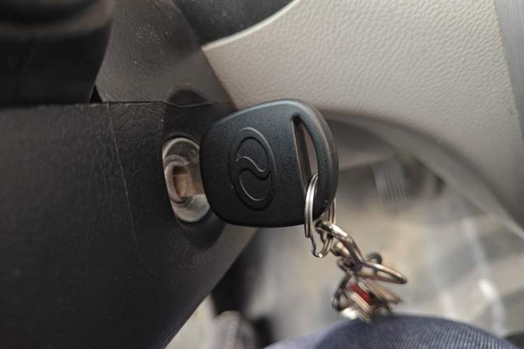 Used Ruichi EC35 2021 EC35 II Custom Edition 31.25 kWh Vehicle Key