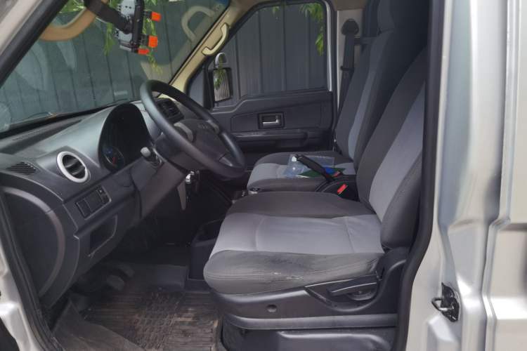 Used Ruichi EC35 2022 EC35 II Creative Edition 36.288 kWh Left Front Seat
