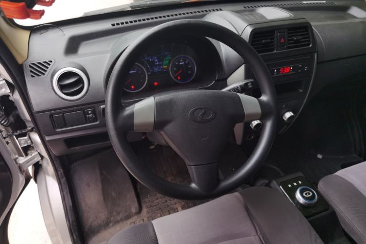 Used Ruichi EC35 2022 EC35 II Creative Edition 36.288 kWh Steering Wheel