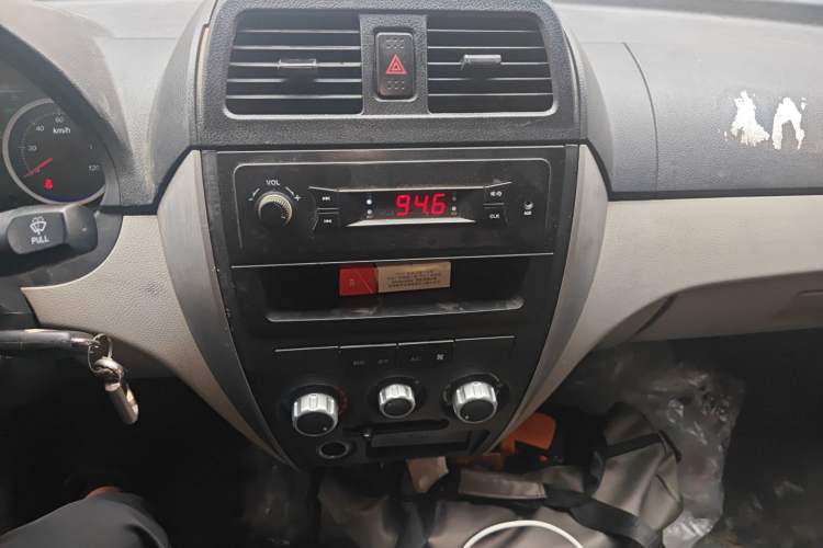Used Ruichi EC35 2022 EC35 II Standard Edition 38.64 kWh Audio And AC Panel