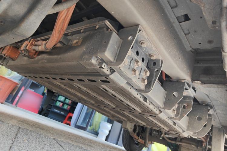 Used Ruichi EC35 2022 EC35 II Standard Edition 39.42 kWh Chassis Front Left