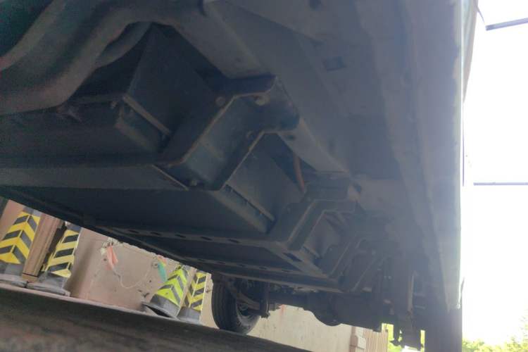 Used Ruichi EC35 2022 EC35 II Standard Edition 39.42 kWh Chassis Front Left