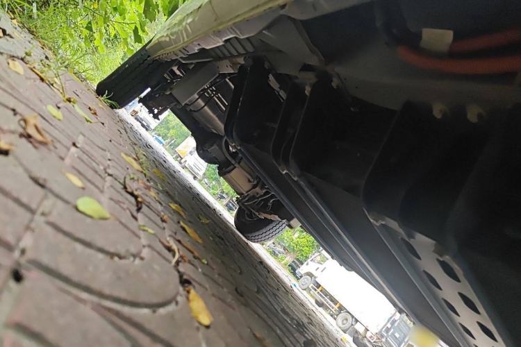 Used Ruichi EC35 2022 EC35 II Creative Edition 36.288 kWh Chassis Front Right