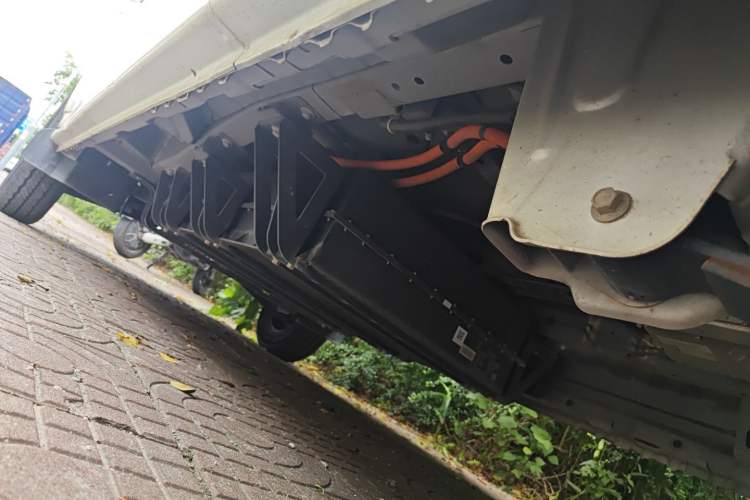 Used Ruichi EC35 2022 EC35 II Creative Edition 36.288 kWh Chassis Rear Left