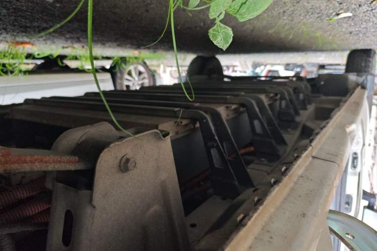 Used Ruichi EC35 2022 EC35 II Standard Edition 38.64 kWh Chassis Rear Left