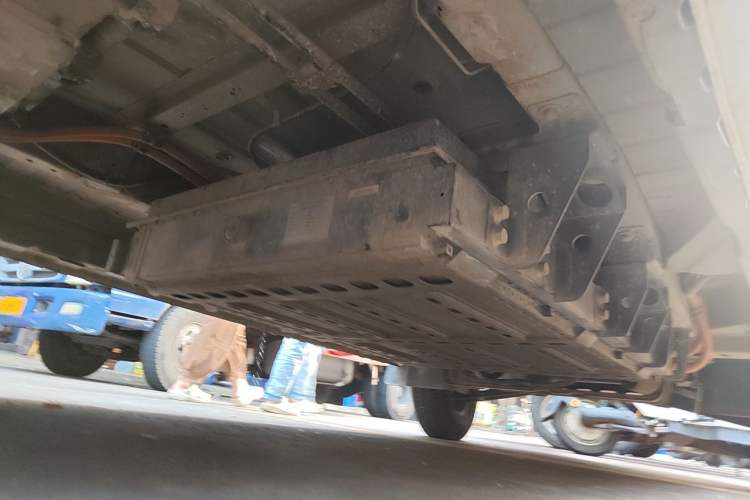 Used Ruichi EC35 2022 EC35 II Standard Edition 38.64 kWh Chassis Rear Right