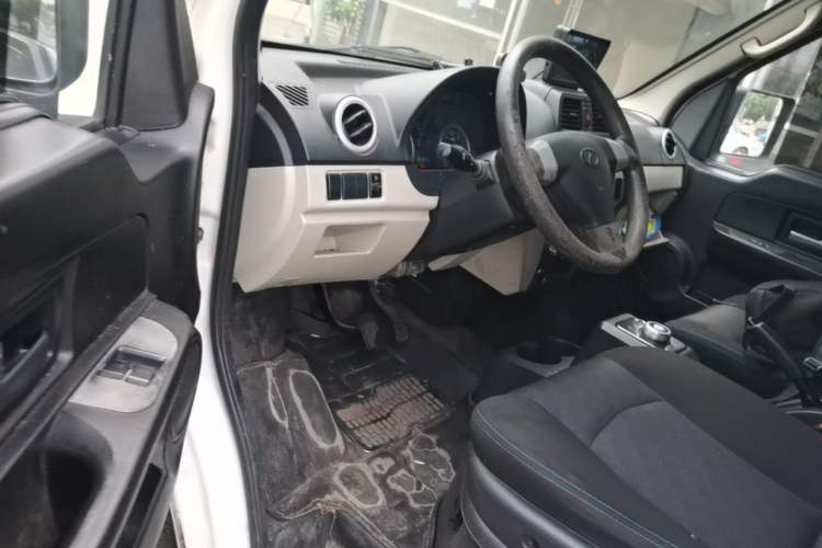 Used Ruichi EC35 2022 EC35 II Standard Edition 39.42 kWh Driver Seat