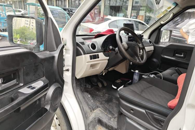 Used Ruichi EC35 2022 EC35 II Standard Edition 38.64 kWh Driver Seat