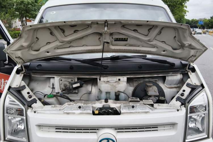 Used Ruichi EC35 2022 EC35 II Creative Edition 36.288 kWh Engine Bay