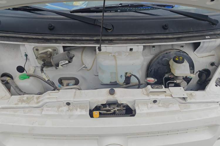 Used Ruichi EC35 2022 EC35 II Standard Edition 39.42 kWh Engine Bay