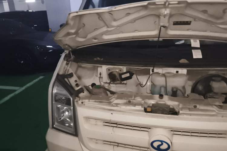 Used Ruichi EC35 2022 EC35 II Creative Edition 36.288 kWh Engine Bay Right