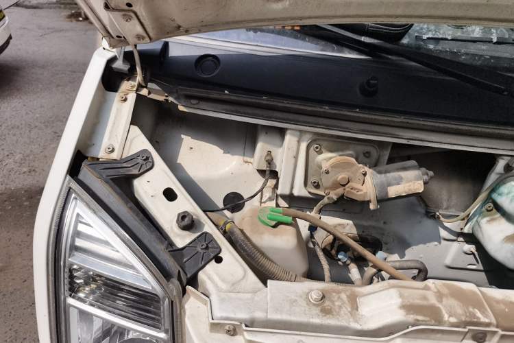 Used Ruichi EC35 2022 EC35 II Custom Edition 31.25 kWh Engine Bay Right