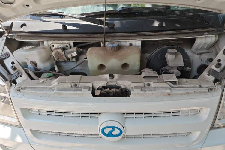 Used Ruichi EC35 2022 EC35 II Long-Range Version with 41.86 kWh Engine Bay