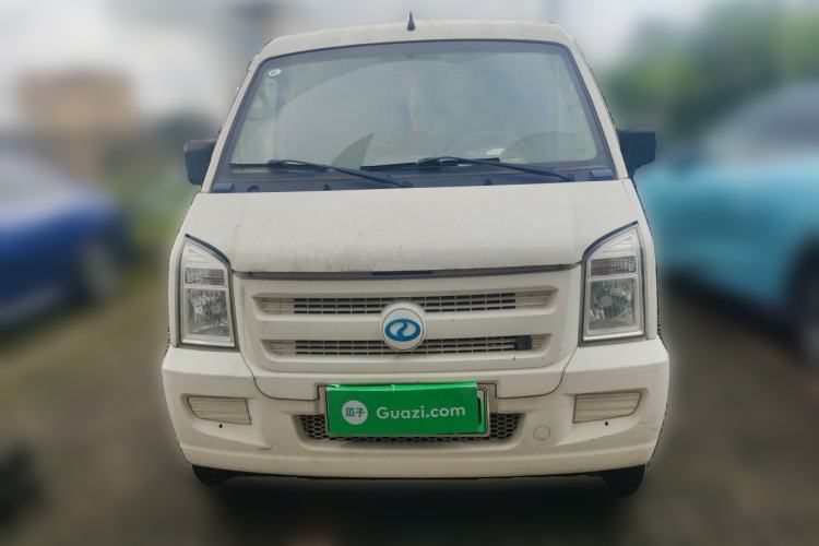Used Ruichi EC35 2022 EC35 II Standard Edition 38.64 kWh Front