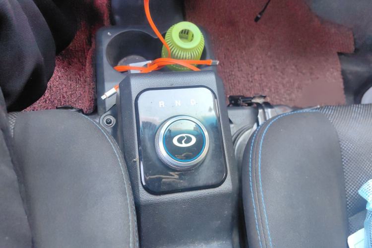 Used Ruichi EC35 2022 EC35 II Standard Edition 38.64 kWh Gear Lever