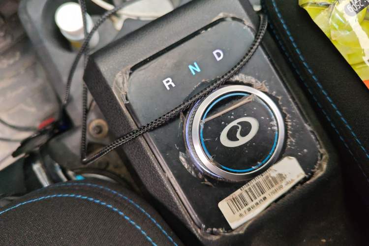 Used Ruichi EC35 2022 EC35 II Standard Edition 38.64 kWh Gear Lever