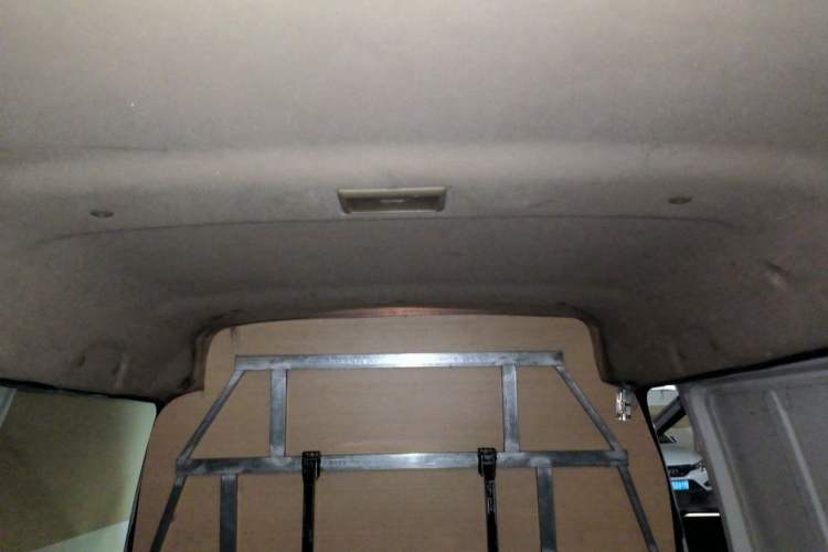 Used Ruichi EC35 2022 EC35 II Long-Range Version 41.85 kWh Headliner