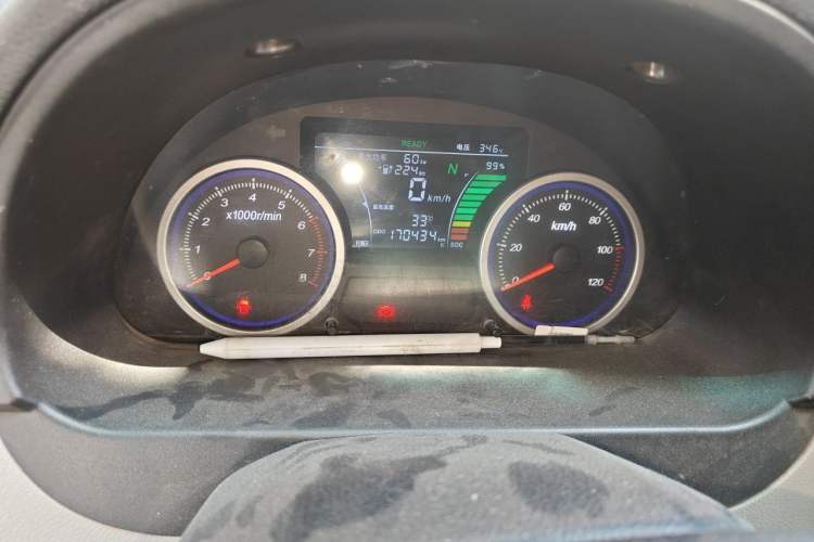 Used Ruichi EC35 2022 EC35 II Long-Range Version with 41.86 kWh Instrument Cluster