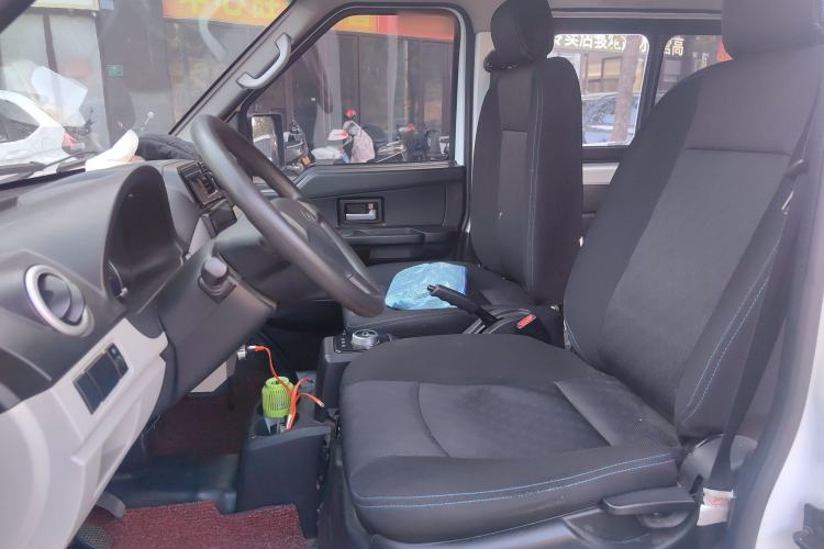 Used Ruichi EC35 2022 EC35 II Standard Edition 38.64 kWh Left Front Seat