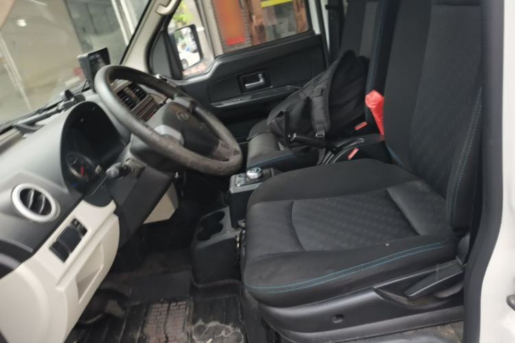 Used Ruichi EC35 2022 EC35 II Standard Edition 39.42 kWh Left Front Seat