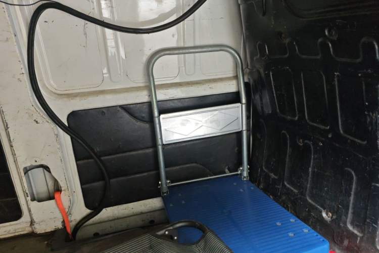 Used Ruichi EC35 2022 EC35 II Standard Edition 38.64 kWh Left Rear Seat